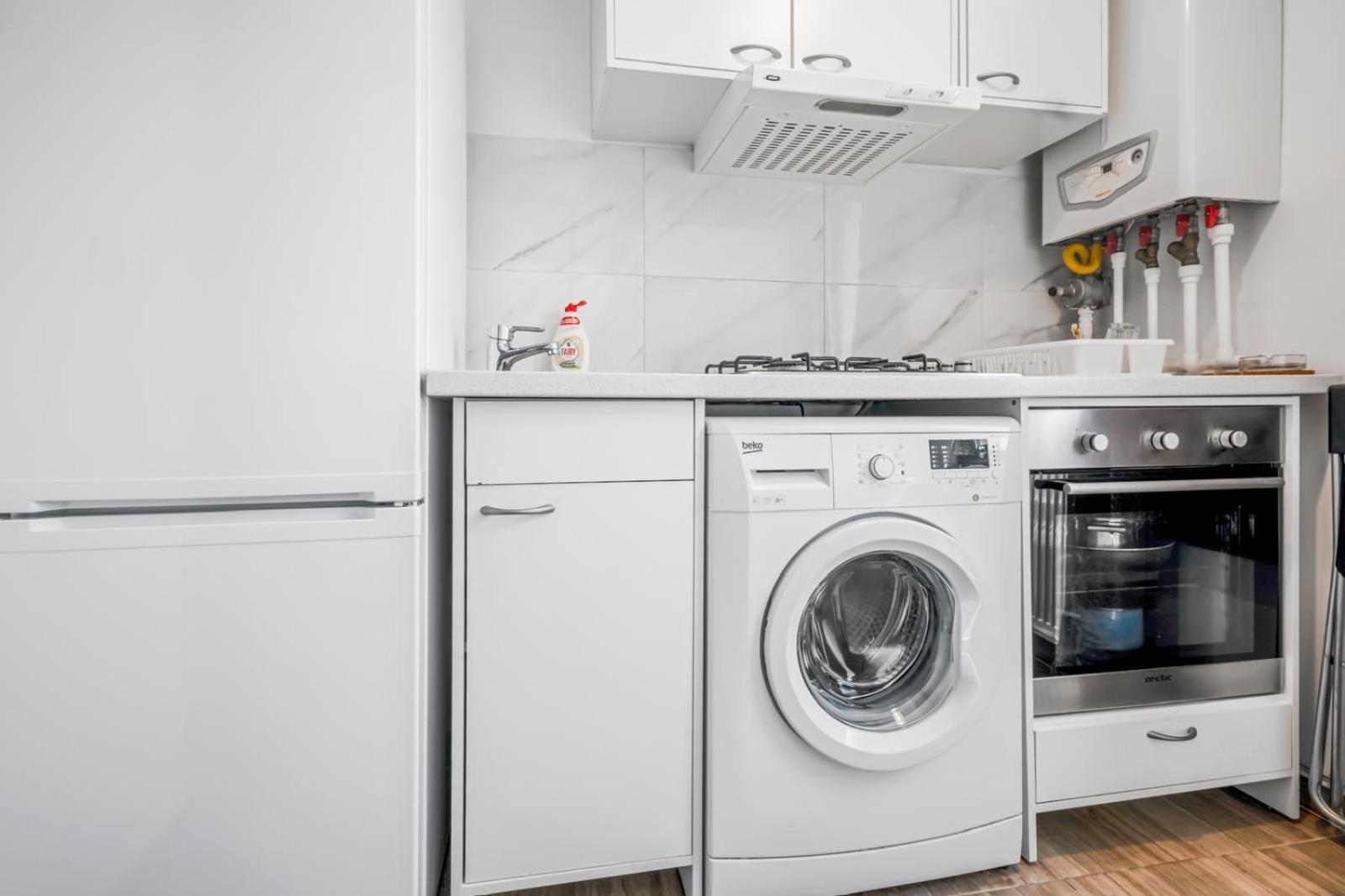 Anca House Apartment Букурещ Екстериор снимка